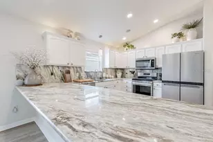 8975 SE 168th Tailfer St, The Villages, FL 32162 - Photo 4