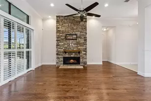 39513 Hillrise Ln, Lady Lake, FL 32159 - Photo 20