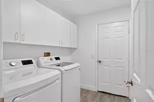 1511 Lavaca Ln, Lady Lake, FL 32159 - Photo 52