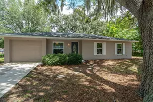 1049 Birch Blvd, Tavares, FL 32778 - Photo 1