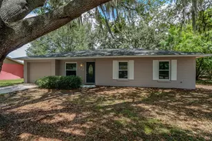 1049 Birch Blvd, Tavares, FL 32778 - Photo 2