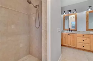 1215 Lakeshore Dr, Eustis, FL 32726 - Photo 40