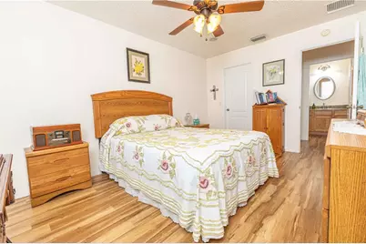 2706 Morven Park Way, The Villages, FL 32162 - Photo 20