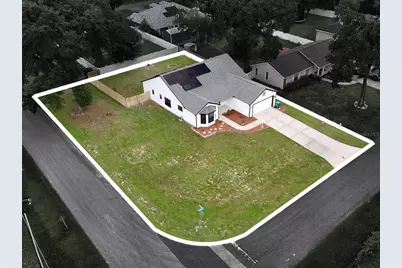 370 Carriage Lane, Lady Lake, FL 32159 - Photo 4