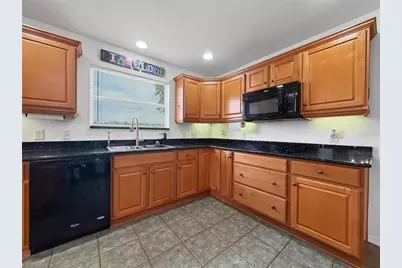370 Carriage Lane, Lady Lake, FL 32159 - Photo 10
