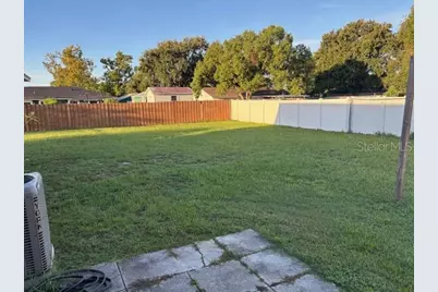 13233 Grand Terrace Drive, Grand Island, FL 32735 - Photo 10
