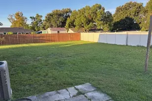 13233 Grand Terrace Dr, Grand Island, FL 32735 - Photo 10