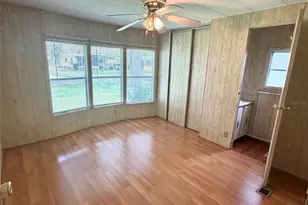 5562 Lansing Dr, Wildwood, FL 34785 - Photo 12