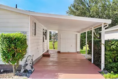 1712 W Schwartz Boulevard, The Villages, FL 32159 - Photo 6