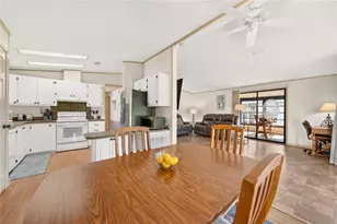 1712 W Schwartz Blvd, The Villages, FL 32159 - Photo 22