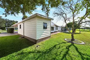 1712 W Schwartz Blvd, The Villages, FL 32159 - Photo 60