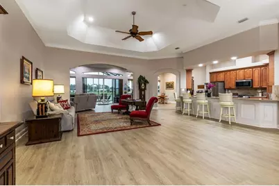 27028 Old English Court, Leesburg, FL 34748 - Photo 8
