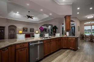 27028 Old English Ct, Leesburg, FL 34748 - Photo 14