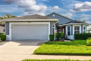 27336 Pine Straw Rd, Leesburg, FL 34748 - Photo 1