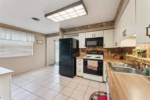 17561 County Rd 455, Montverde, FL 34756 - Photo 8
