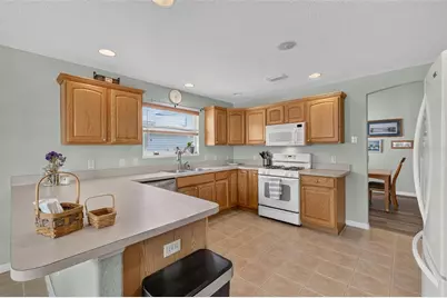 16573 SE 77th Northridge Court, The Villages, FL 32162 - Photo 12