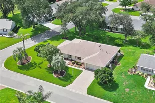 26920 Racquet Cir, Leesburg, FL 34748 - Photo 34