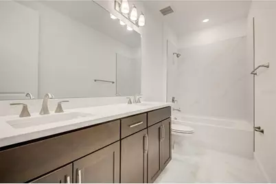 9131 Walcott Lane, Lakewood Ranch, FL 34240 - Photo 38
