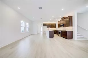 9131 Walcott Ln, Lakewood Ranch, FL 34240 - Photo 12