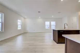 9131 Walcott Ln, Lakewood Ranch, FL 34240 - Photo 10
