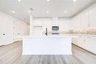 9116 Walcott Ln, Sarasota, FL 34240 - Photo 14