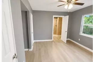 130 E Dicie Ave, Eustis, FL 32726 - Photo 10
