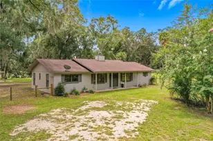 26586 SE Hwy 42, Umatilla, FL 32784 - Photo 1