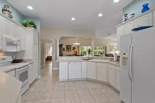 490 Little River Path, The Villages, FL 32162 - Photo 14
