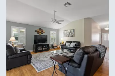 490 Little River Path, The Villages, FL 32162 - Photo 6