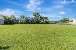 4190 Co Rd 121D, Wildwood, FL 34785 - Photo 34