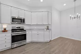 1544 Jake Dr, The Villages, FL 34762 - Photo 8