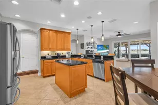 237 Blue Cypress Dr, Groveland, FL 34736 - Photo 18