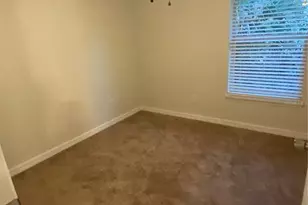 803 E Hazzard Ave, Eustis, FL 32726 - Photo 10