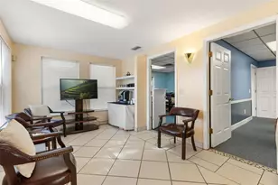 305 N Sinclair Ave, Tavares, FL 32778 - Photo 10