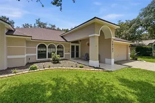 10102 Silver Bluff Dr, Leesburg, FL 34788 - Photo 6