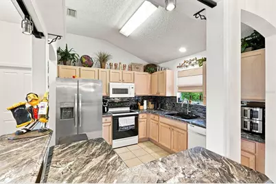 3425 Carbondale Court, The Villages, FL 32162 - Photo 12