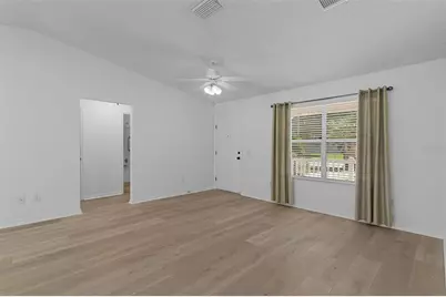 17766 SE 91st Poplar Ter, The Villages, FL 32162 - Photo 10