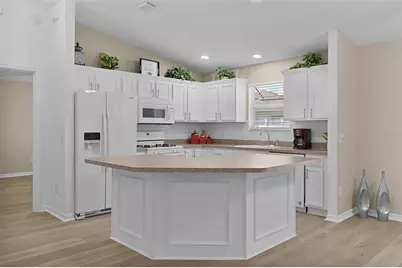 17766 SE 91st Poplar Ter, The Villages, FL 32162 - Photo 20