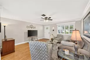 1218 Santos Pl, The Villages, FL 32159 - Photo 10