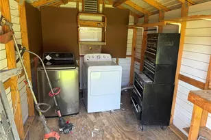 937 County Rd 481 W, Lake Panasoffkee, FL 33538 - Photo 60