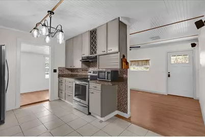 14043 Tennessee Avenue, Astatula, FL 34705 - Photo 10