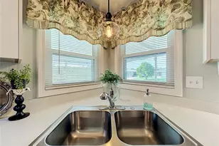 1108 Nassau Cir, Tavares, FL 32778 - Photo 20