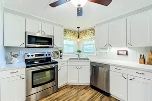 1108 Nassau Cir, Tavares, FL 32778 - Photo 18