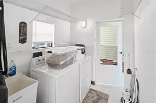 601 Robin Ln, Wildwood, FL 34785 - Photo 26