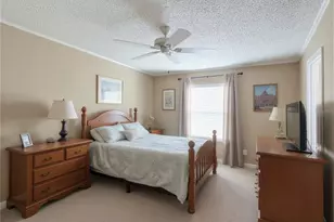 601 Robin Ln, Wildwood, FL 34785 - Photo 14