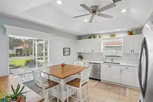 5105 Harbour Dr, Oxford, FL 34484 - Photo 10
