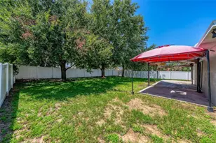 2417 Sandridge Cir, Eustis, FL 32726 - Photo 4