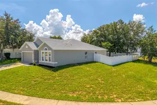 2417 Sandridge Cir, Eustis, FL 32726 - Photo 50