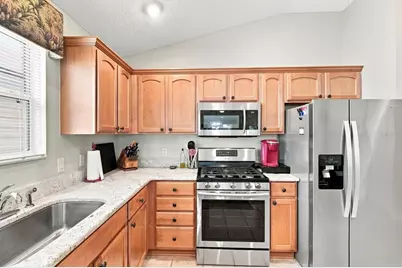 1674 Govan Place, The Villages, FL 32162 - Photo 10