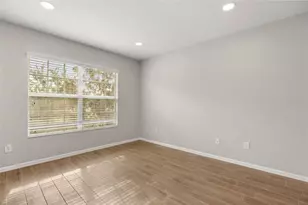 23741 Sorrento Springs Dr, Sorrento, FL 32776 - Photo 20
